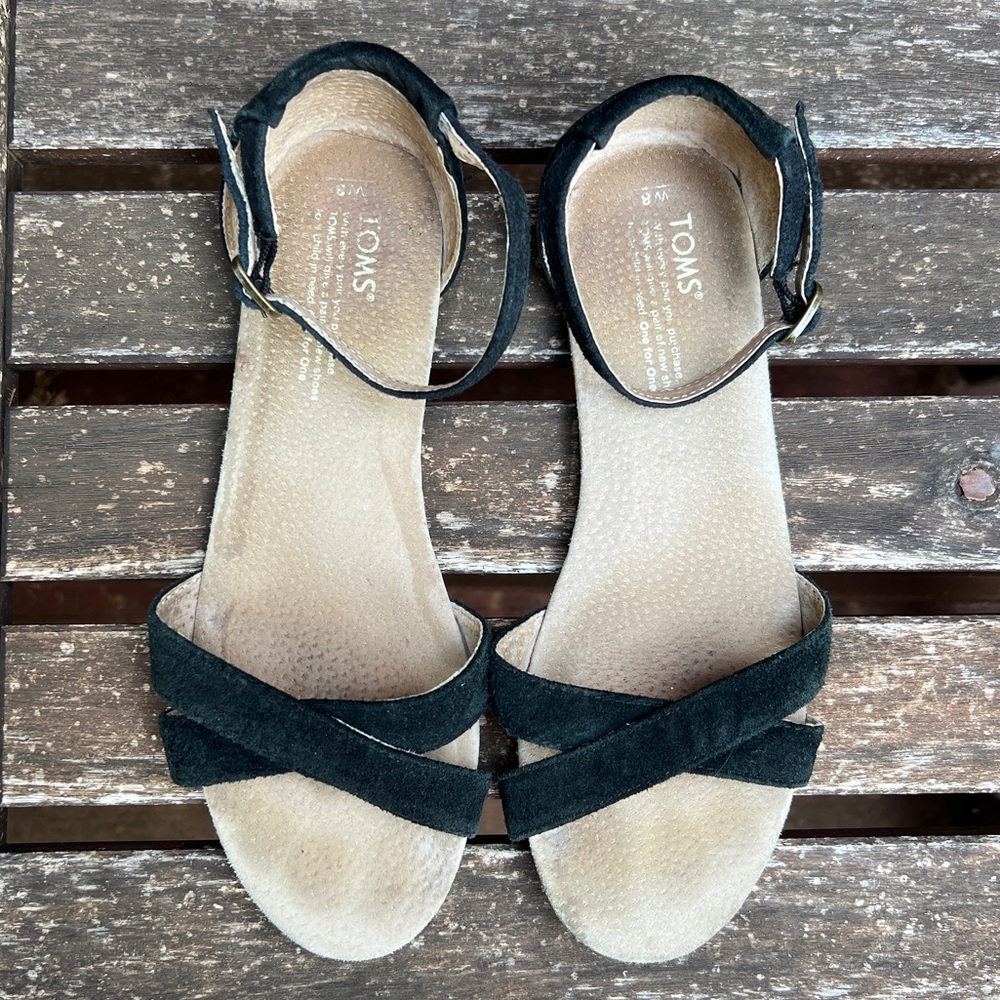 Toms Black Strappy Suede Sandal - Size 8